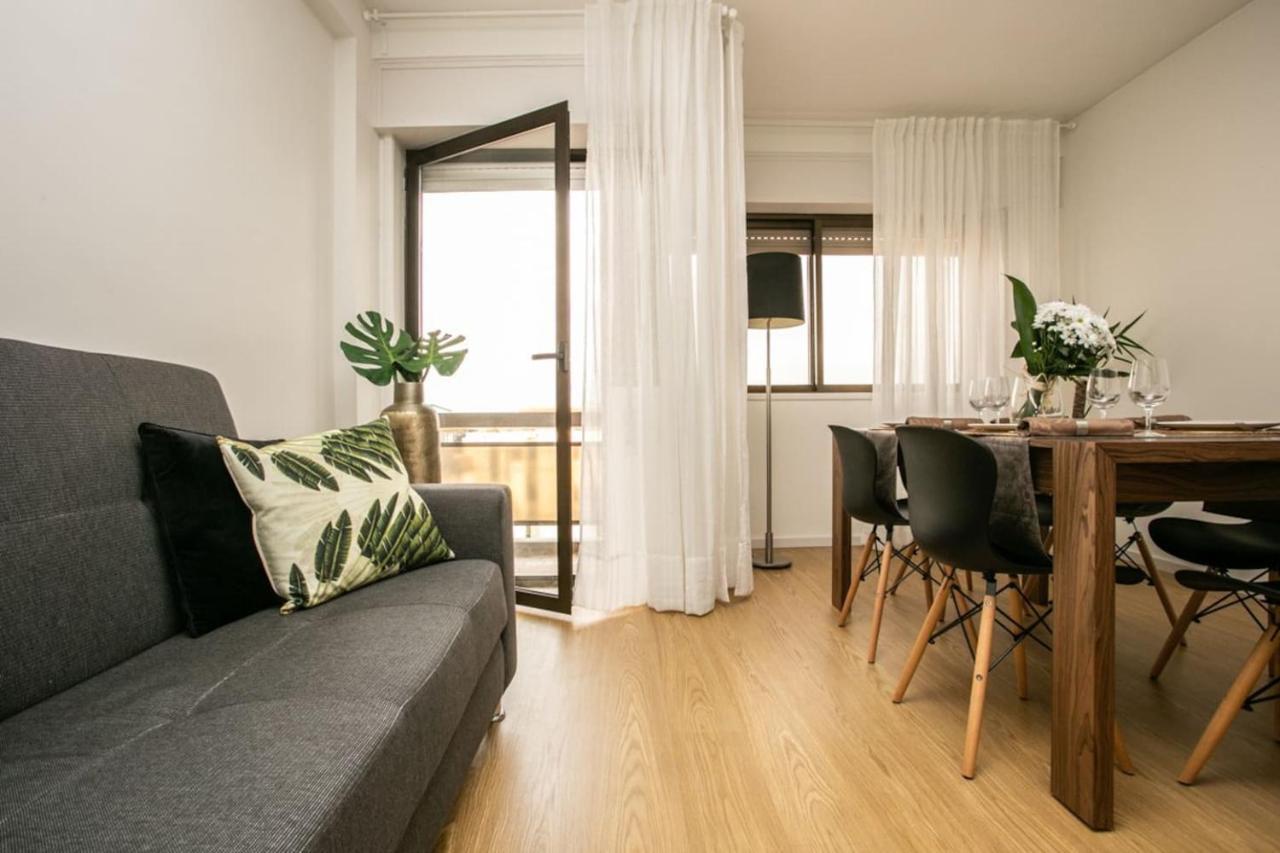 Apartamento Aposentus - Elegant Functionality Porto Downtown Exterior foto